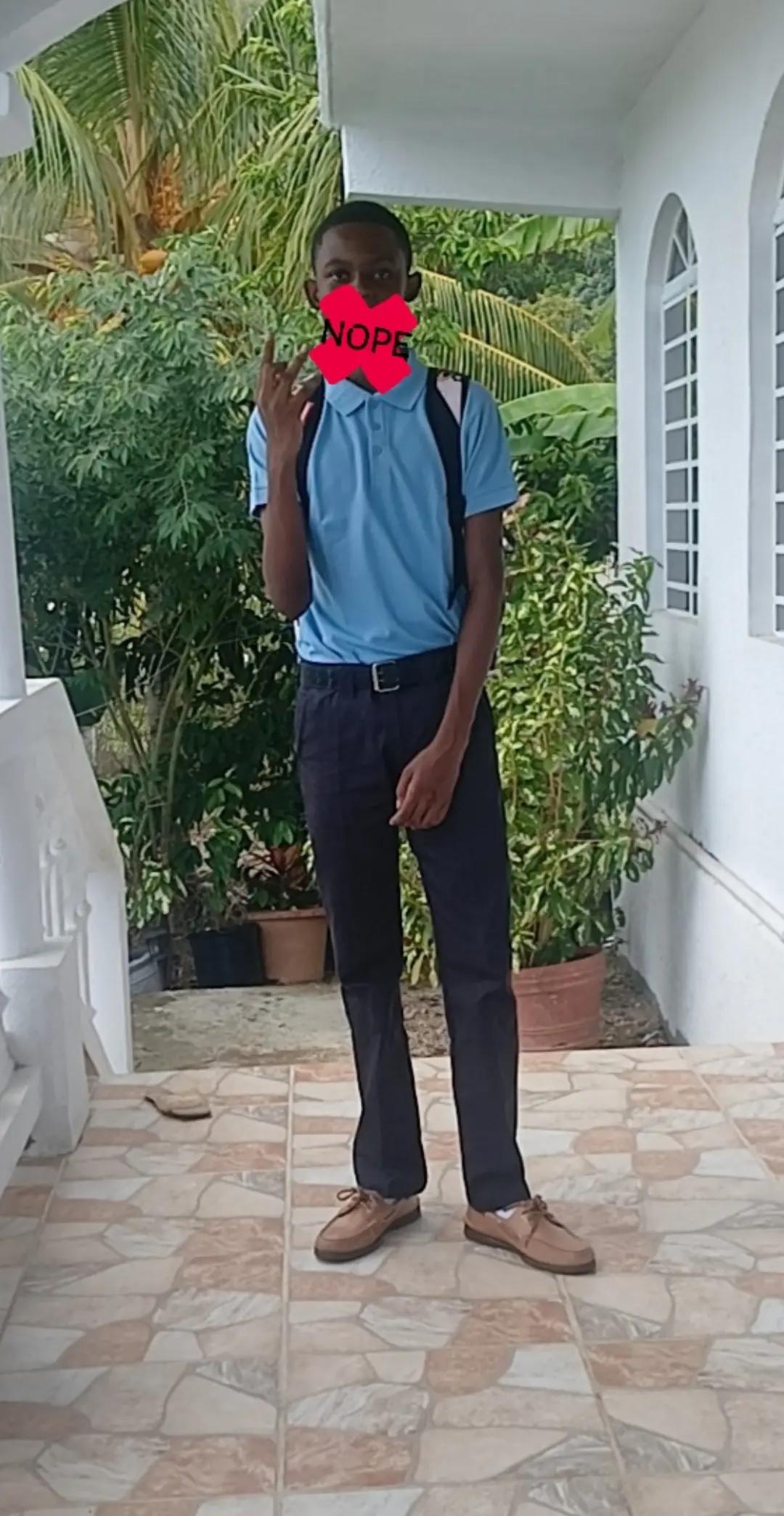 @⃟