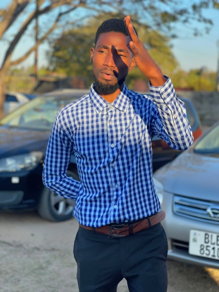 @user mzansi sitibekiso