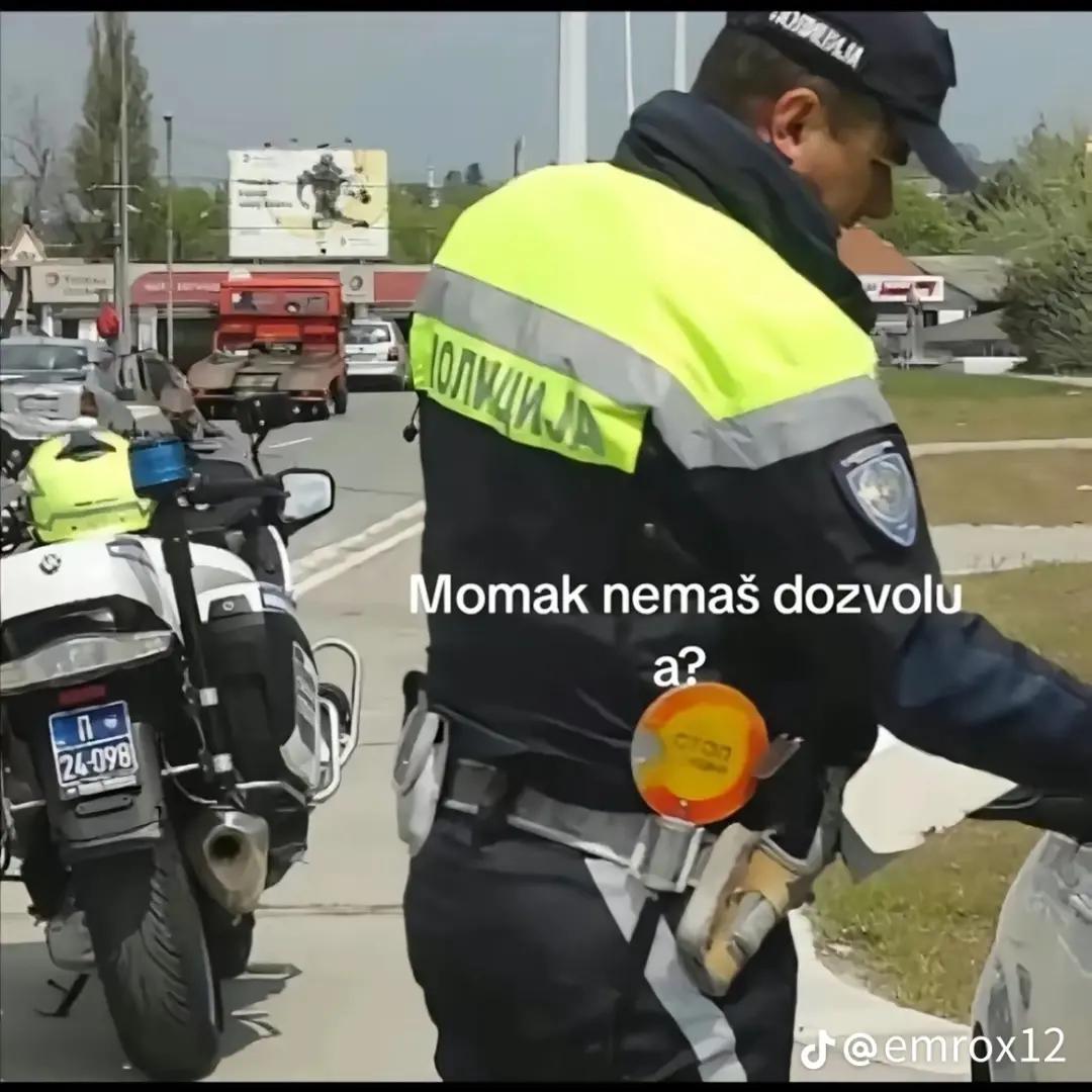 @ŔªMĶƐ🦅
