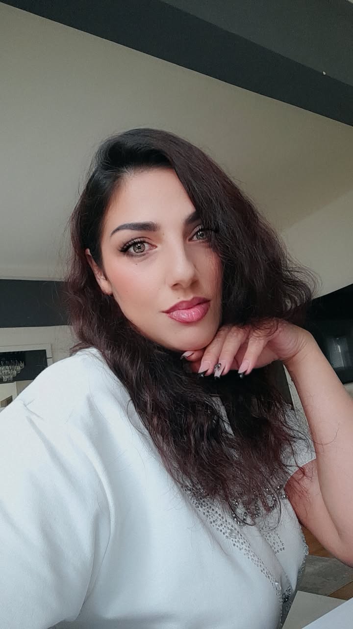 @Simona Herakova 9999