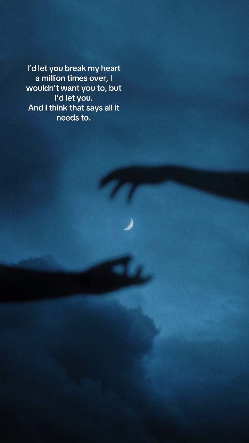 @~J