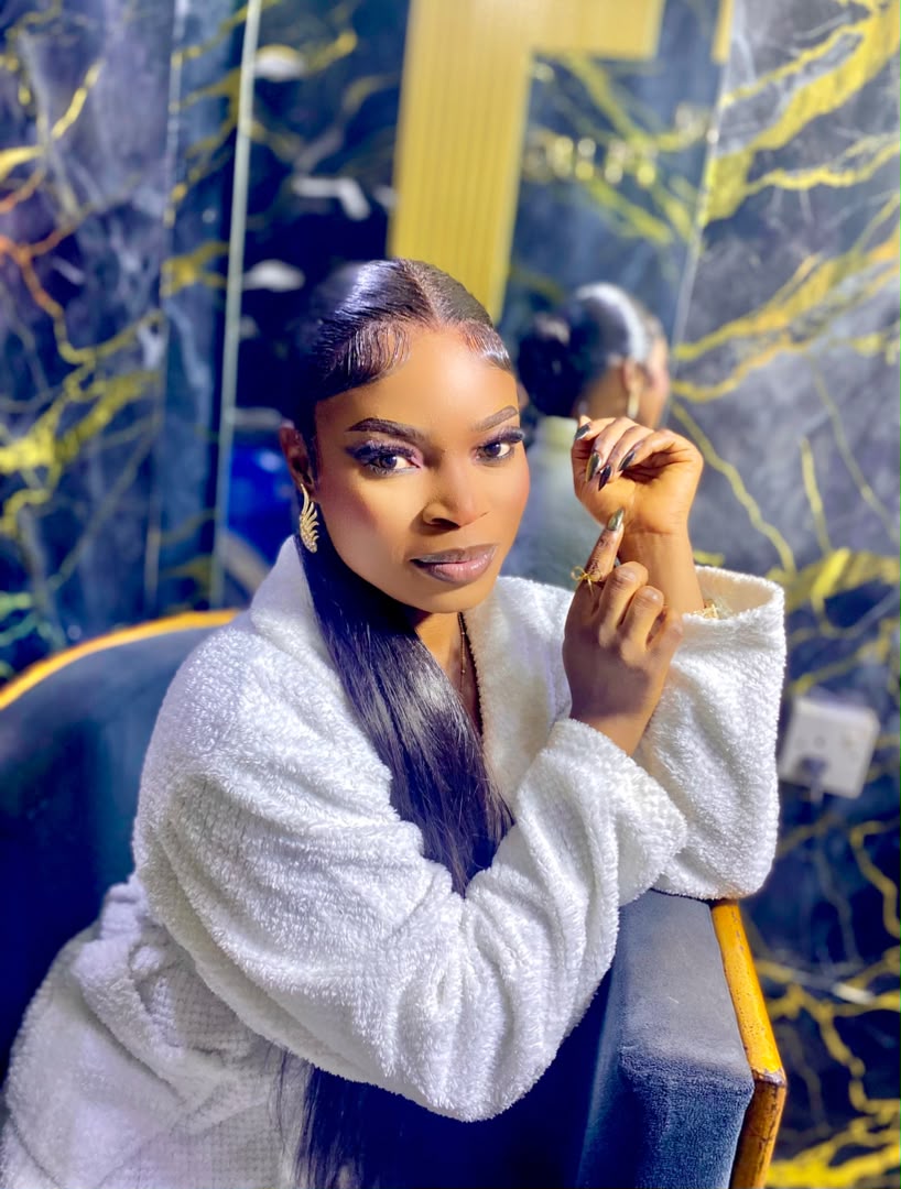 @busty baddie 🥰💃