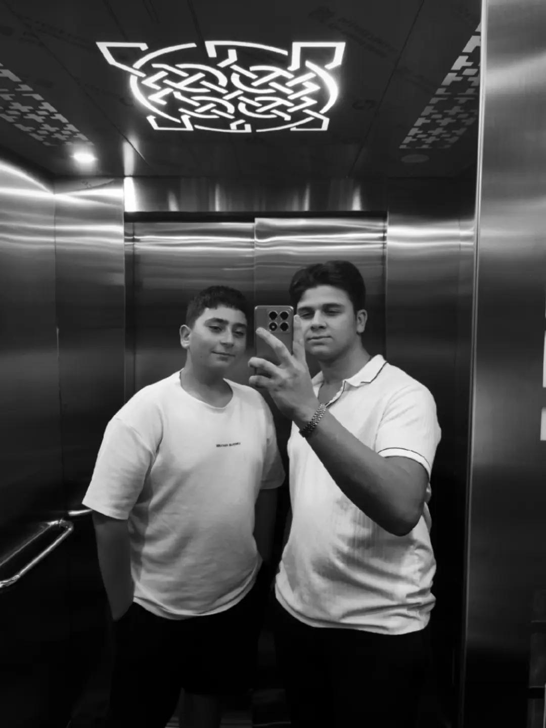 @K.E.C