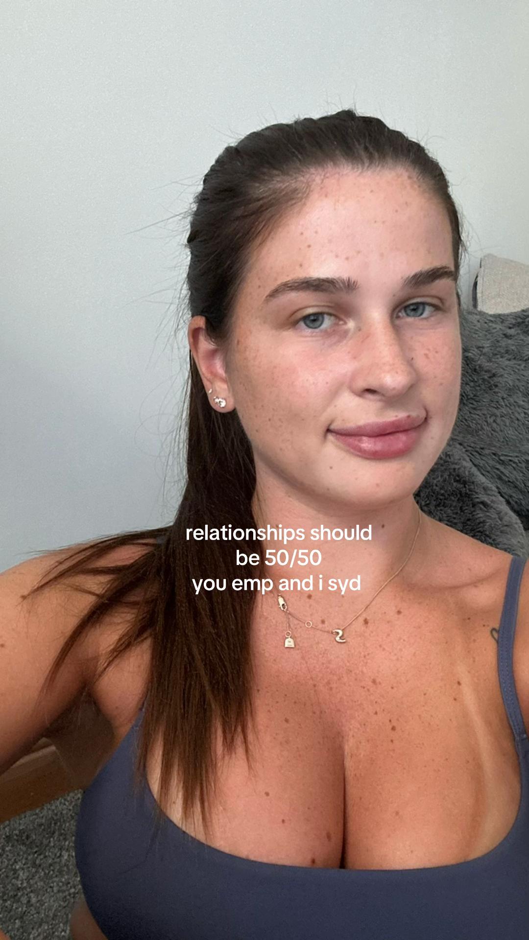@oliviaxxx