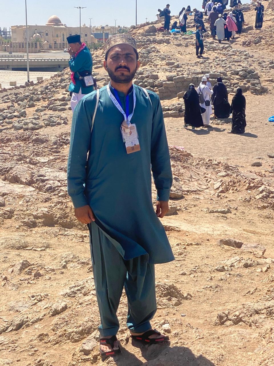 @حاجی دانش رزاق