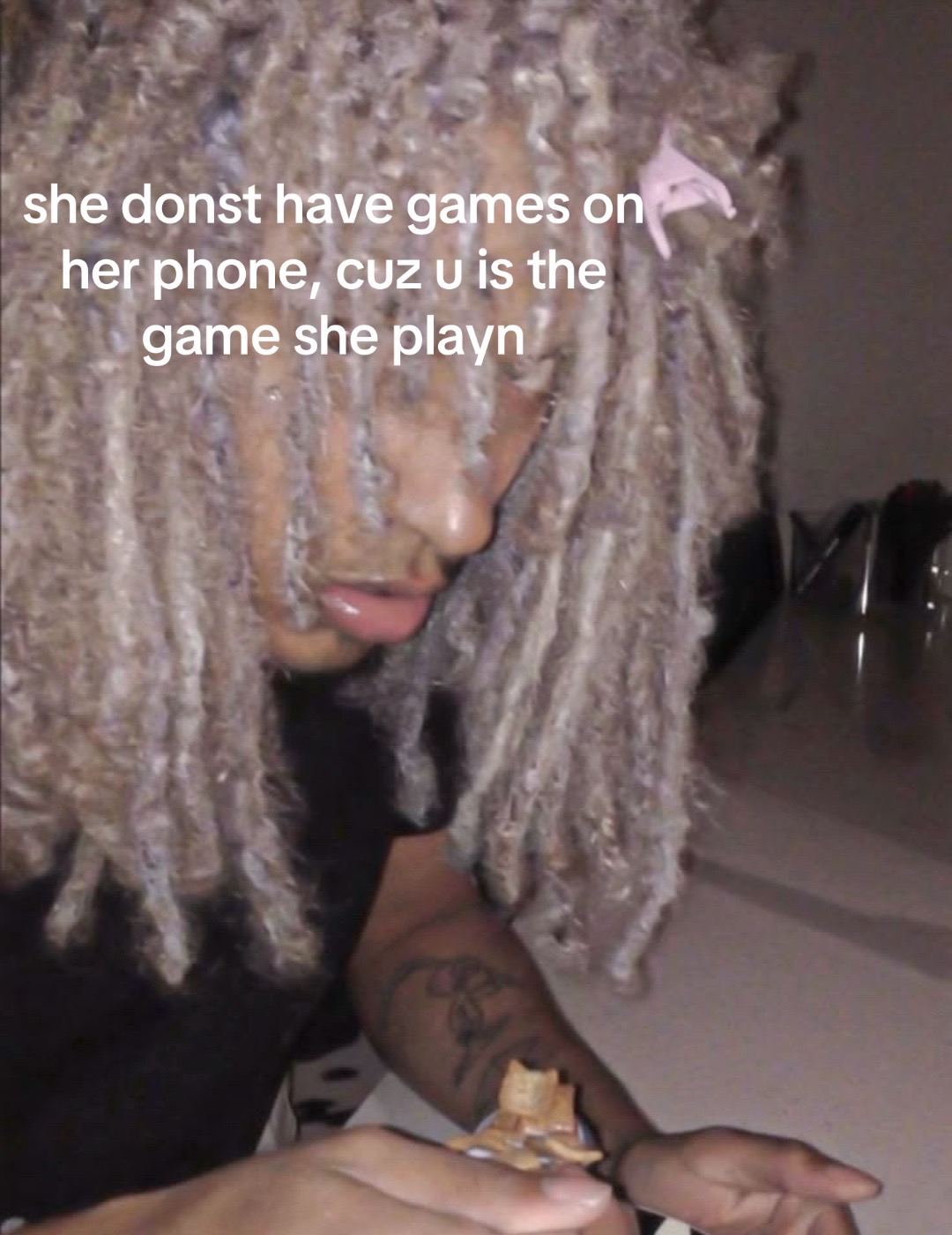 @q