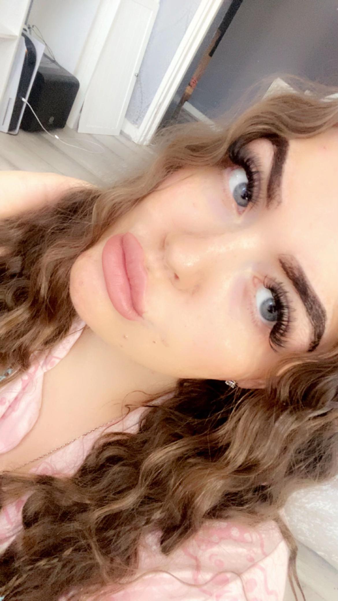 @demiholt8