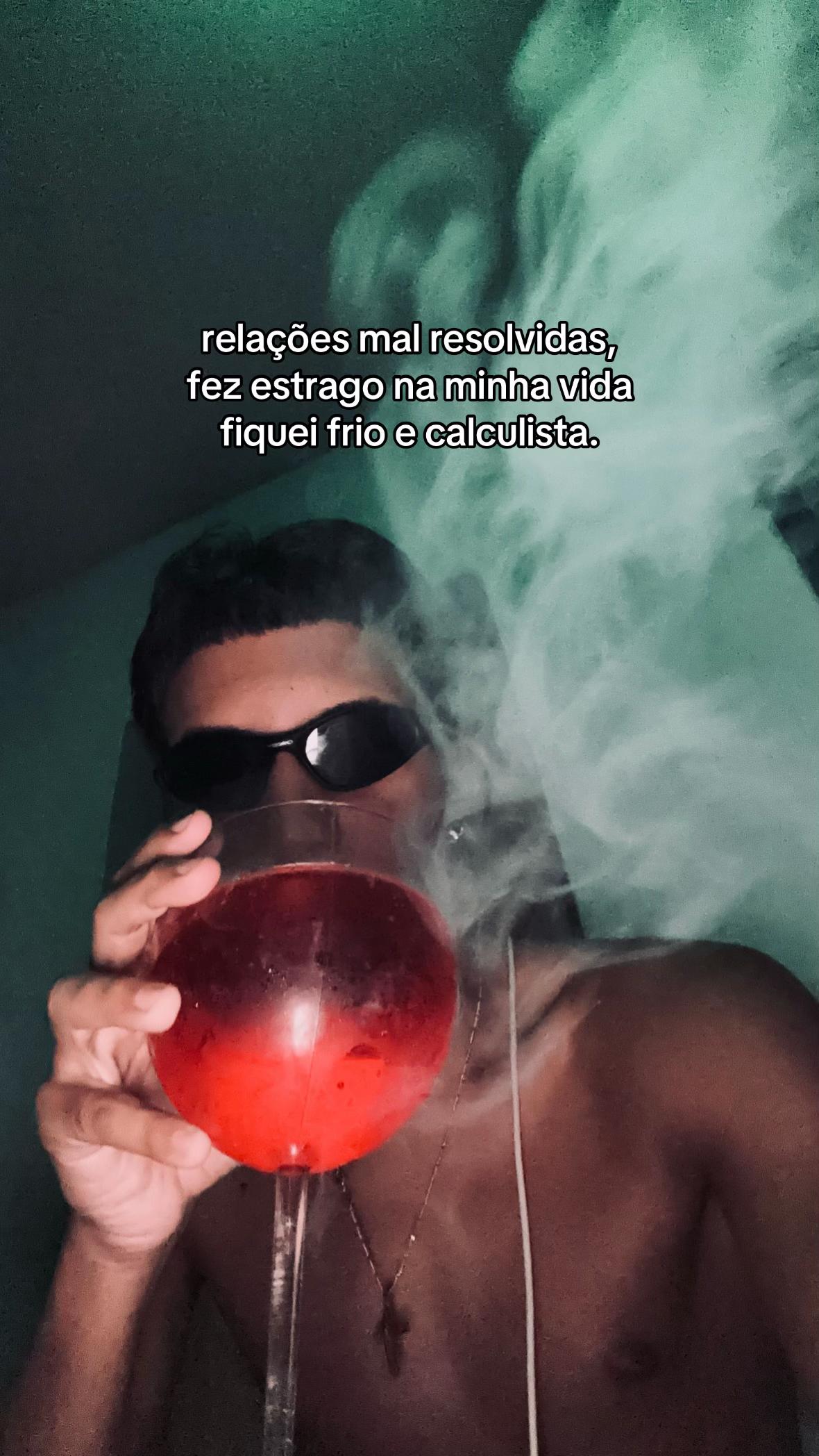 @&Eacute; o Th