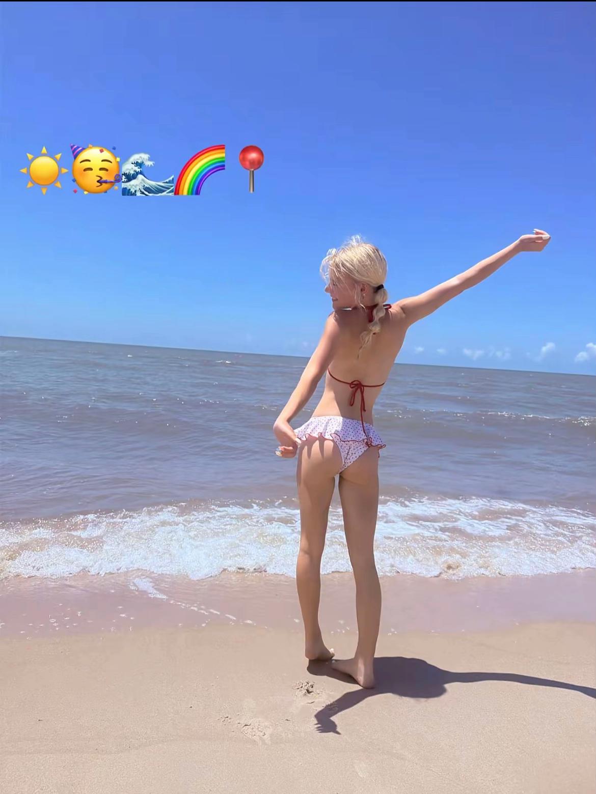 @lily