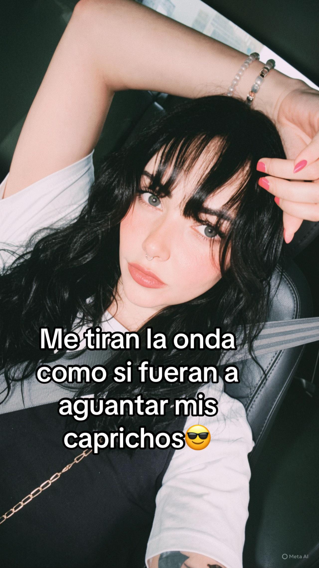 @Nayeli Bringas🖤