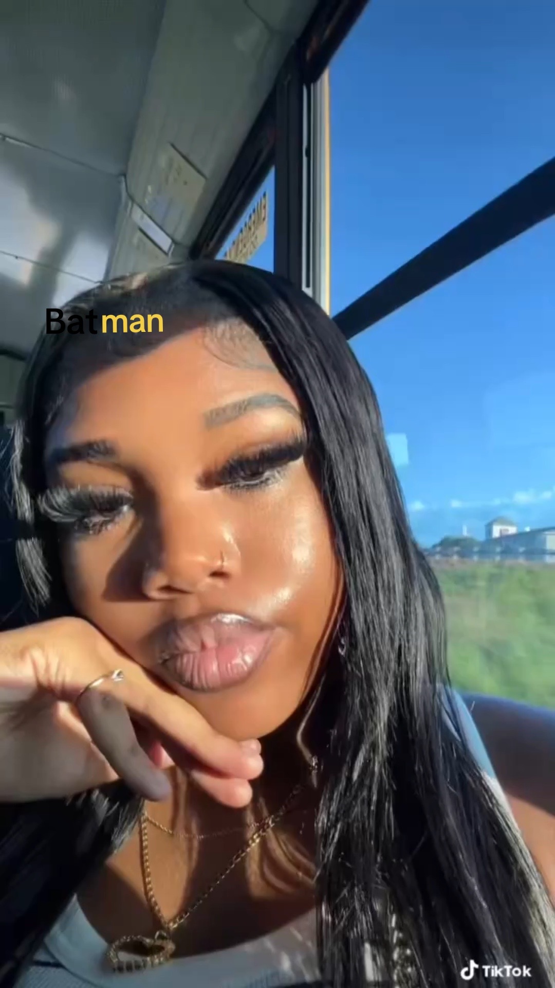 @Khia Trelesa