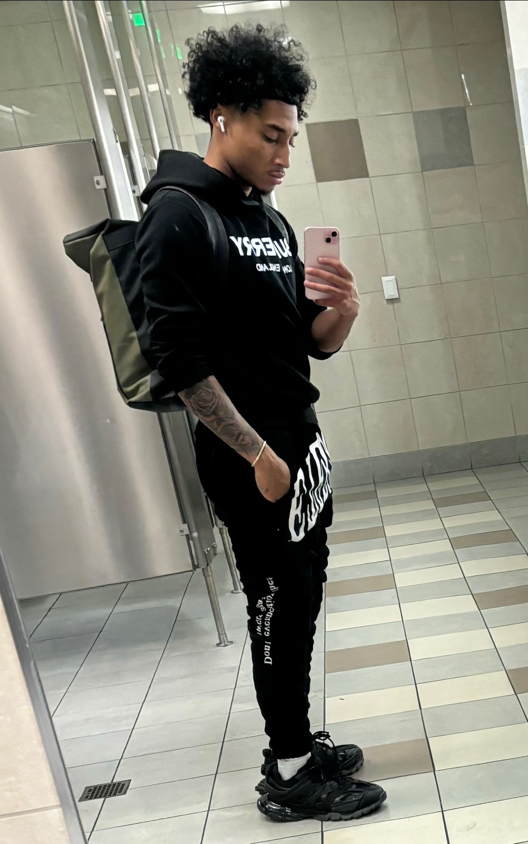 @Wavy🌊