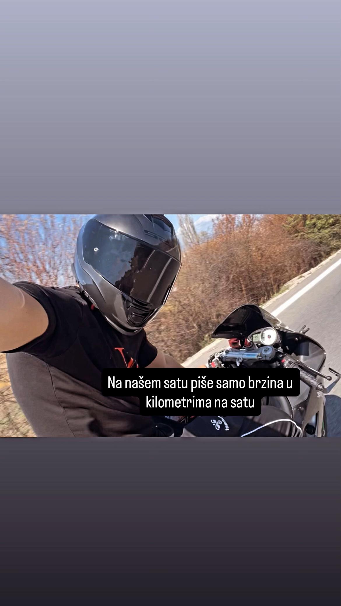 @K1cko