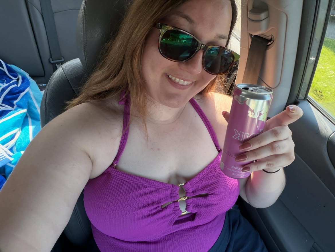 @Curvy Courtney