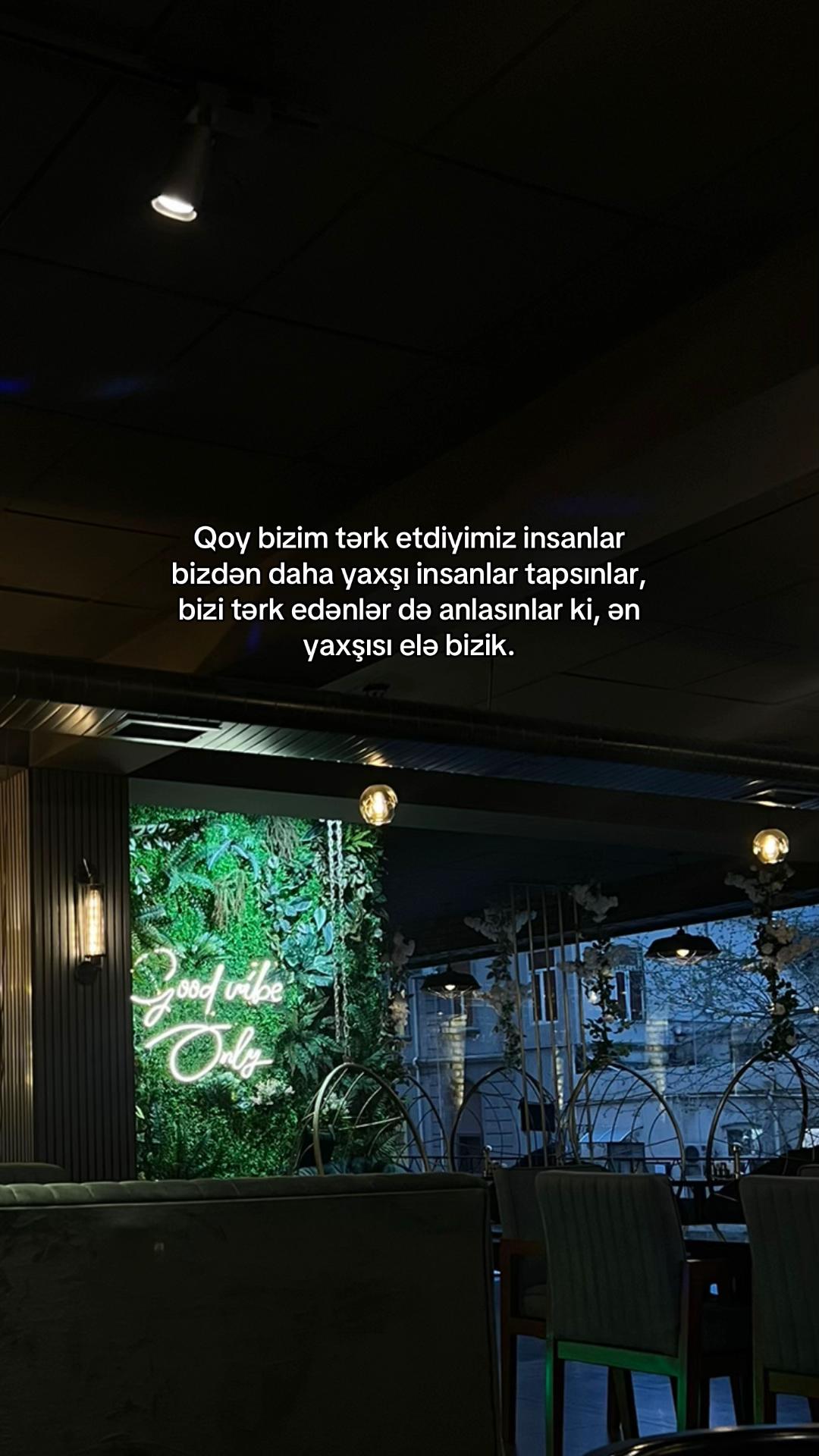 @𝐄𝐜𝐜𝐞𝐝𝐞𝐧𝐭𝐞𝐬𝐢𝐚𝐬𝐭🎭