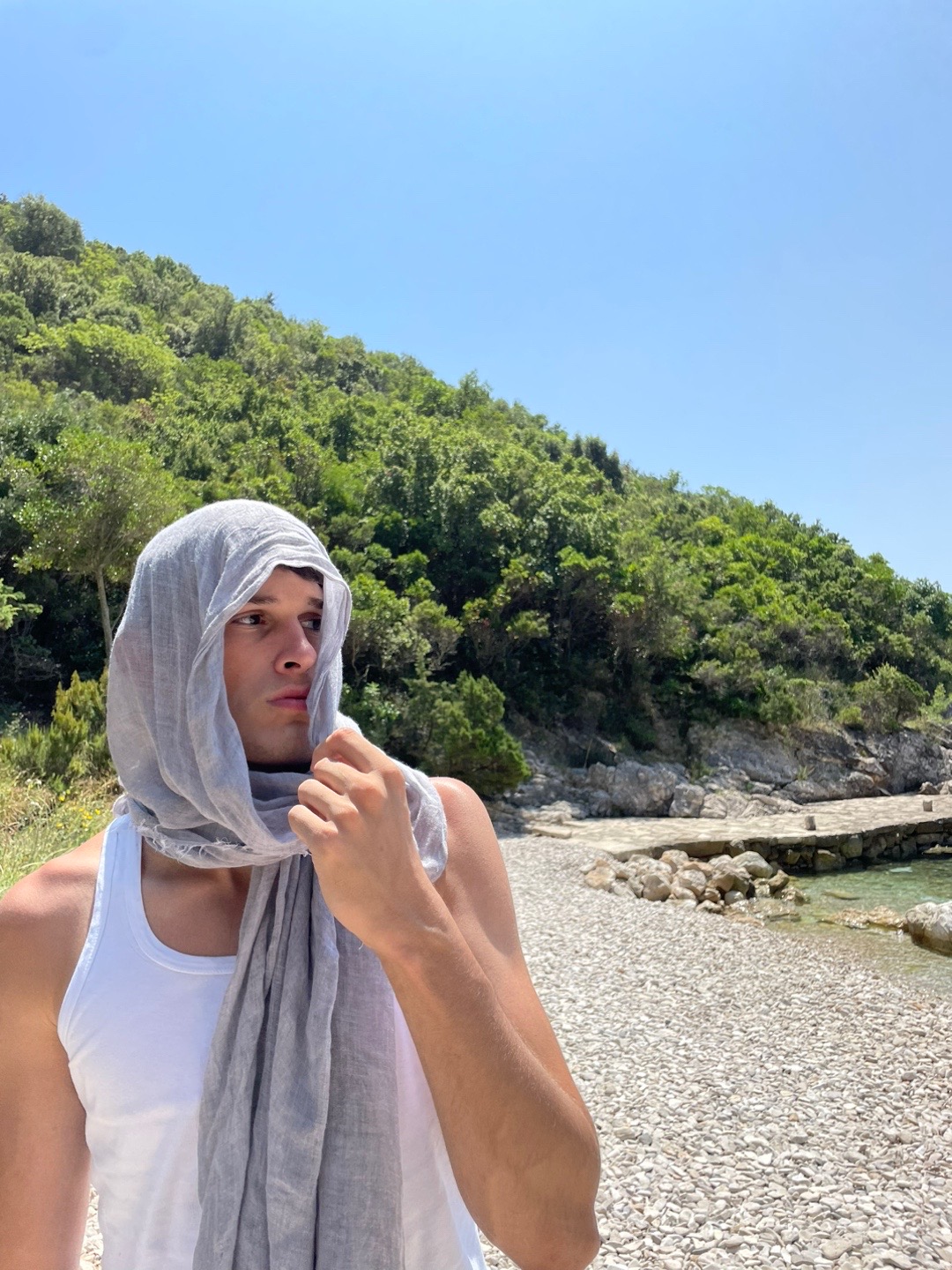 @Duje