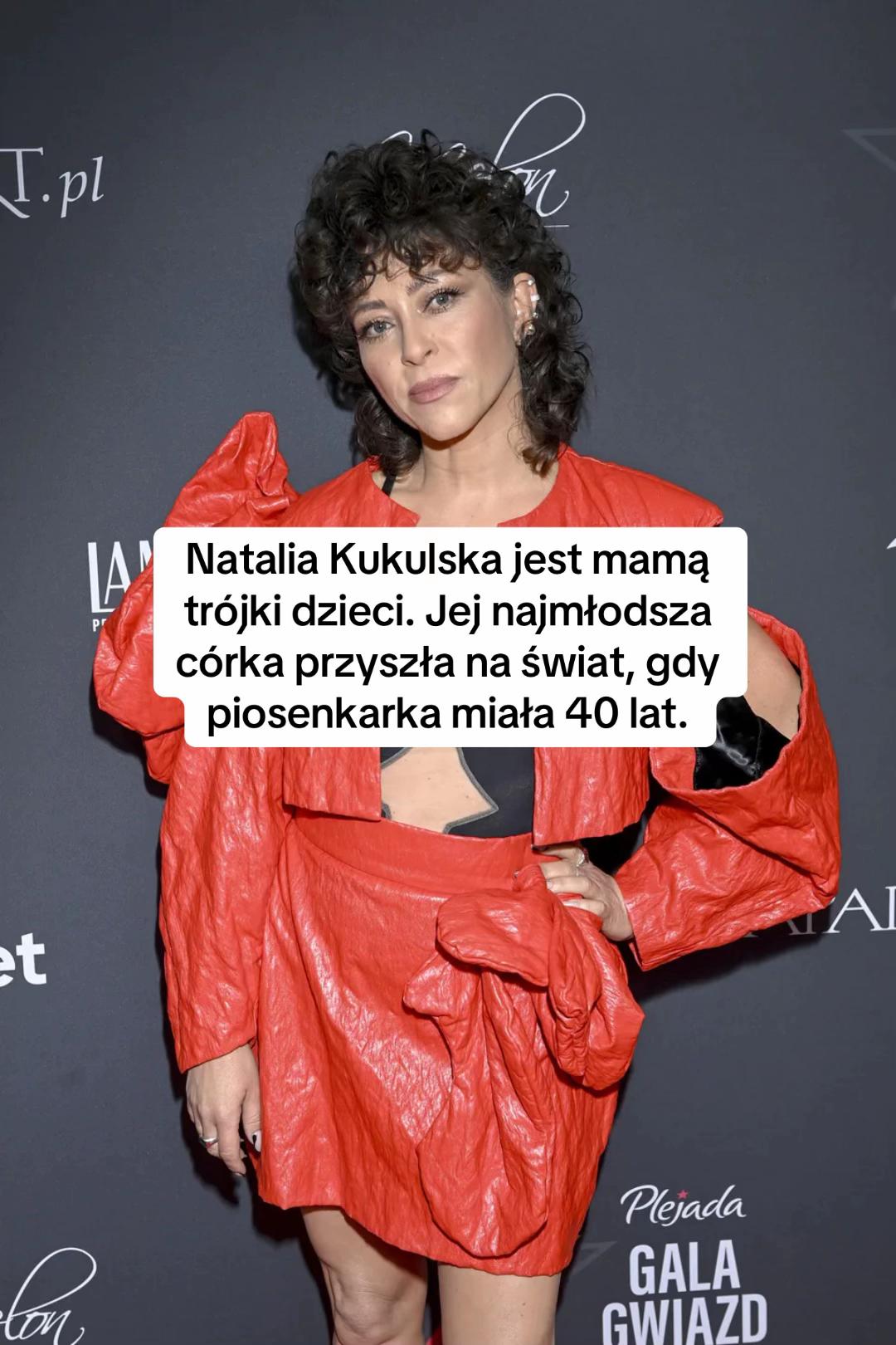 @Plotelina