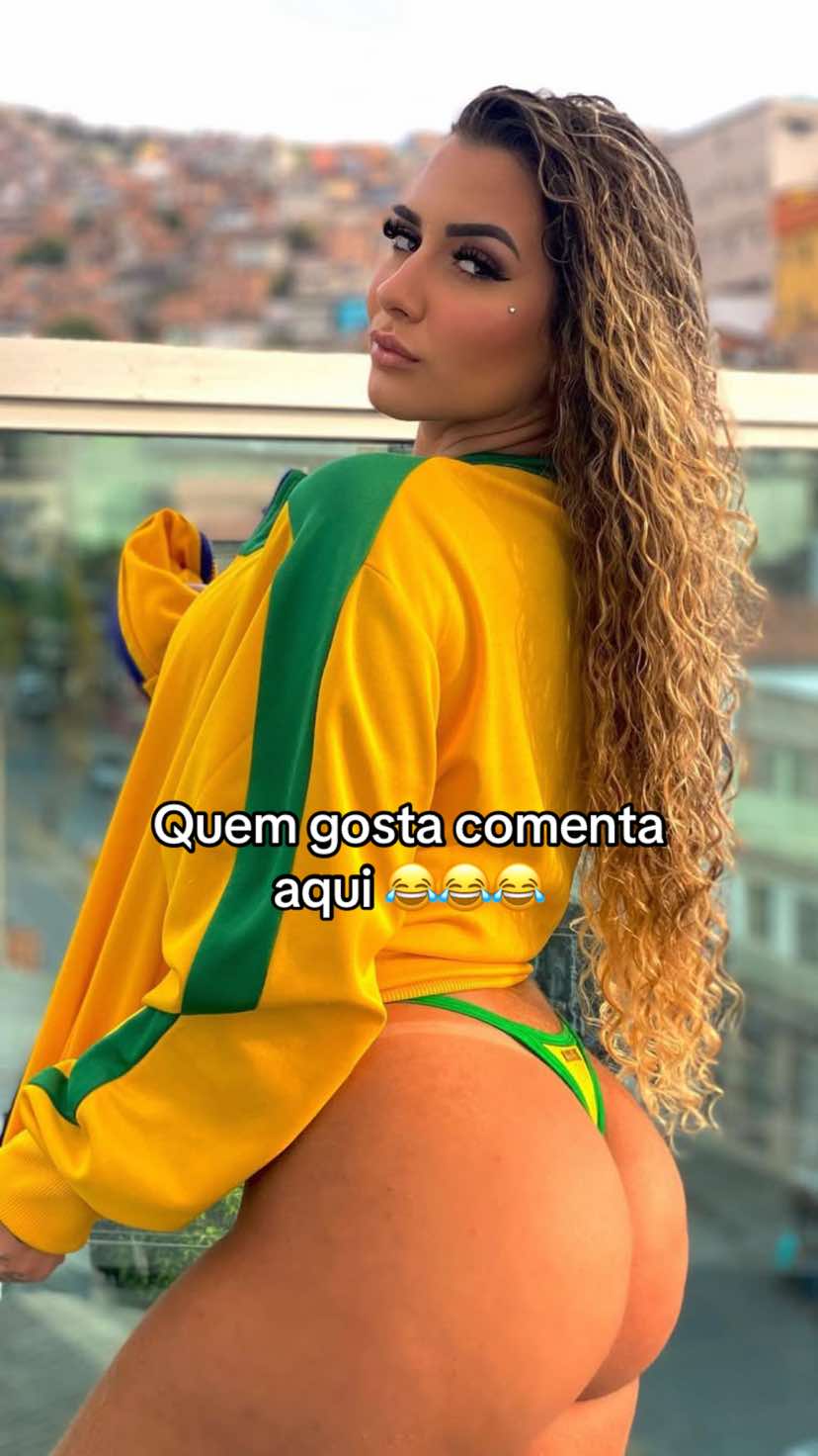 @Lara Emanuelle