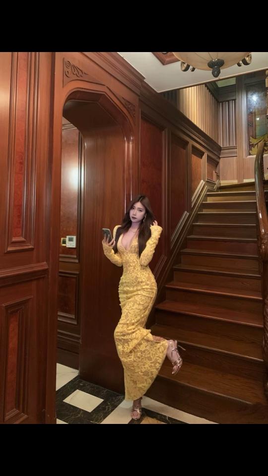 @朵朵女王