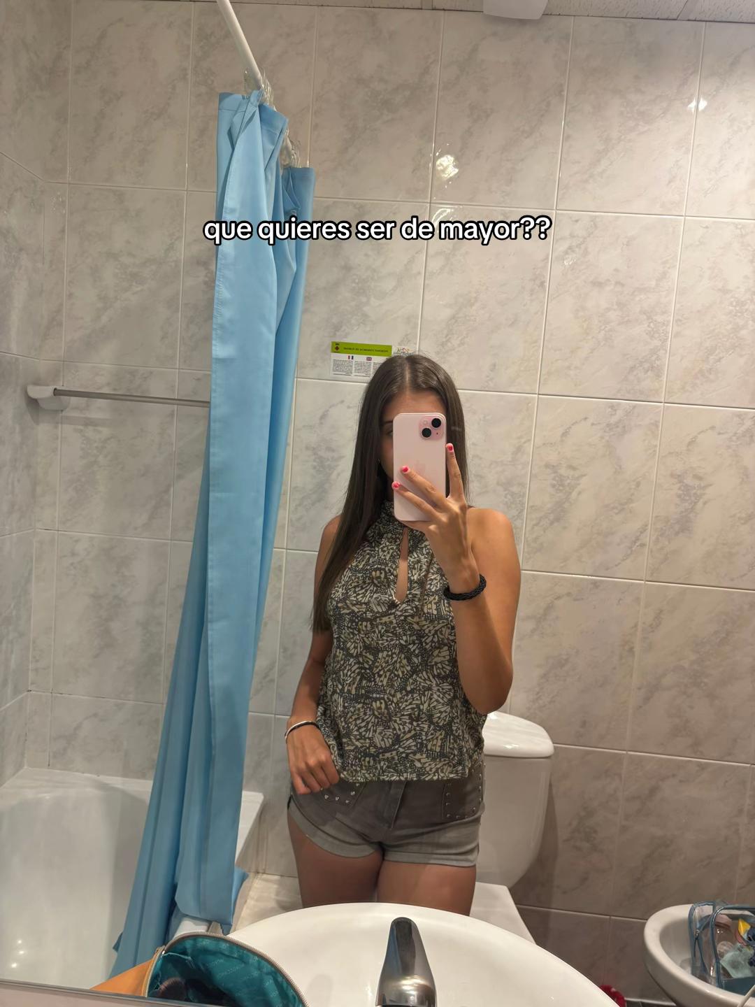 @𝘚𝘰𝘧𝘪𝘢