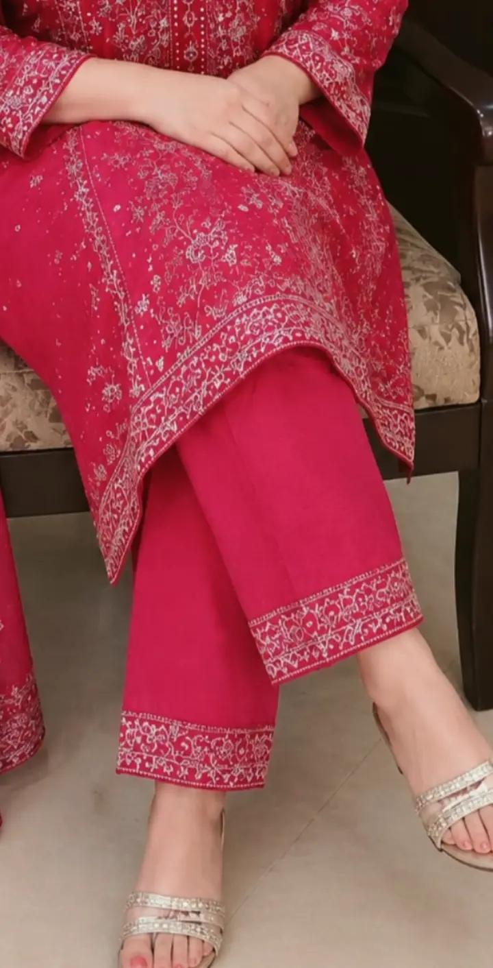 @Humairaحمیرا