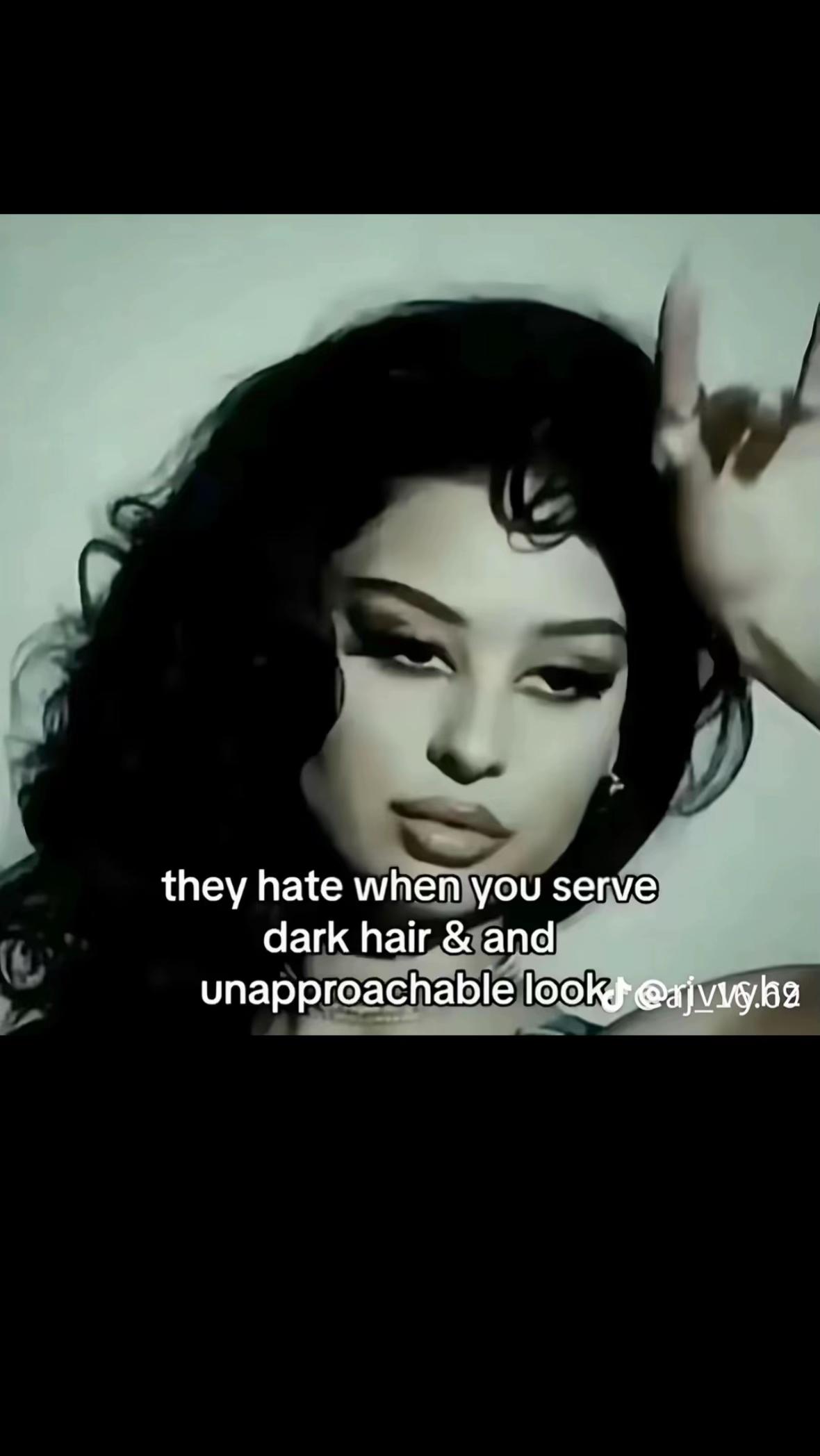 @curvedbydi