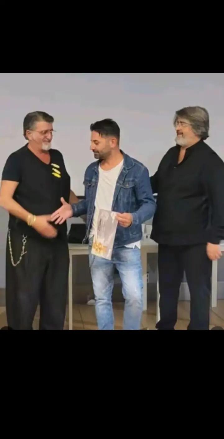 @DIAMOCI un TAGLIO