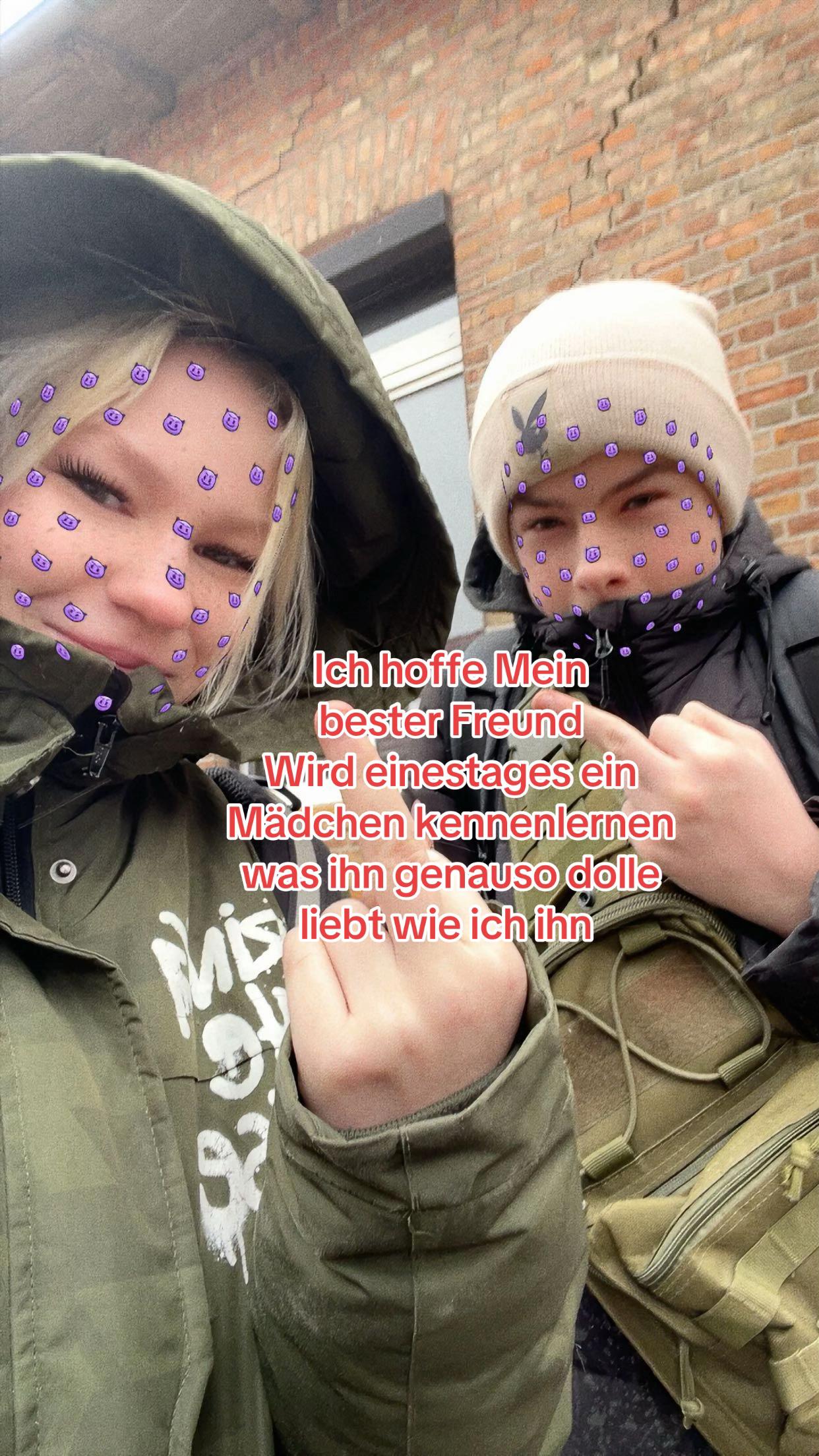 @xelina