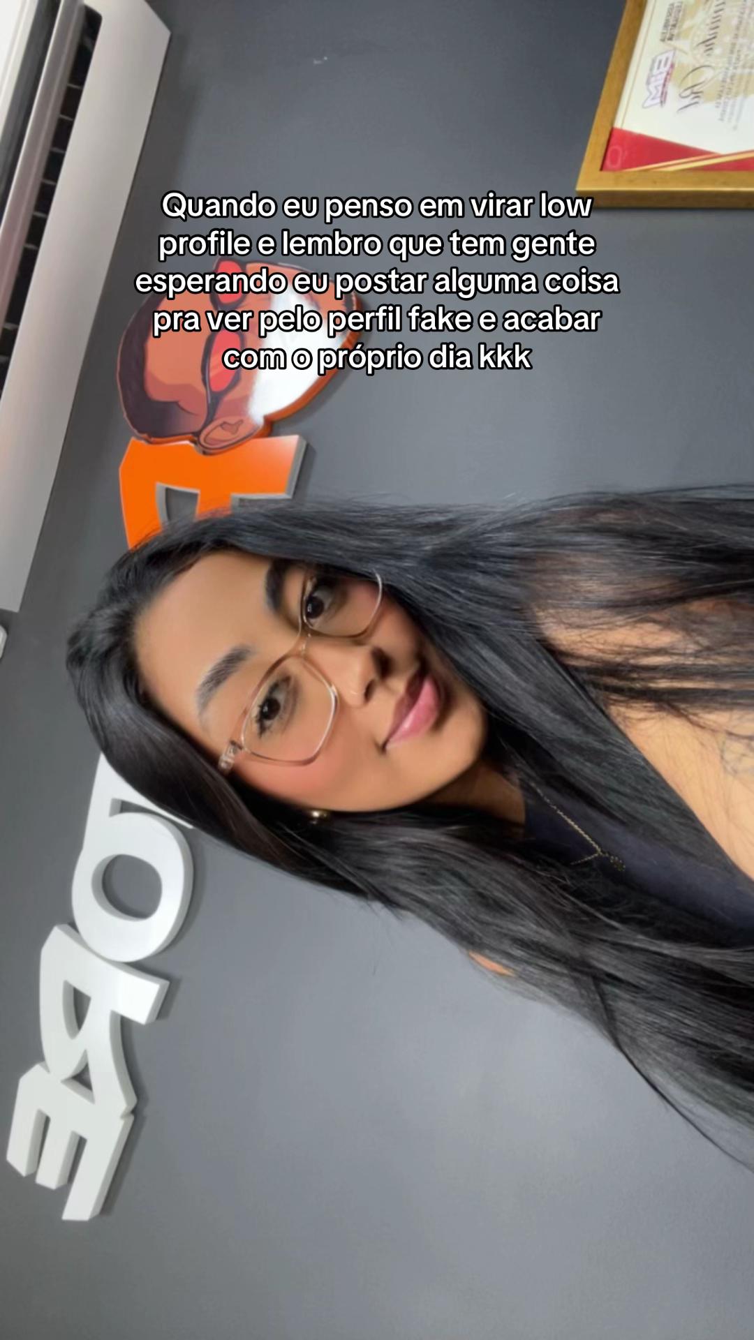 @Lavínia