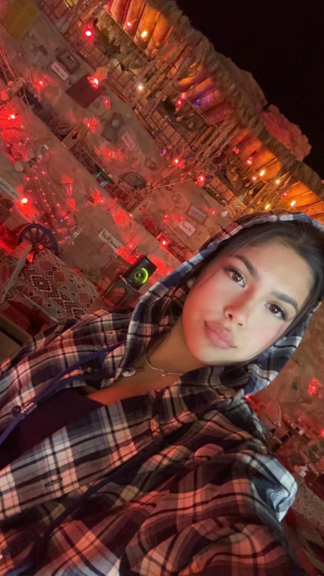@AsyaDiGirolamo