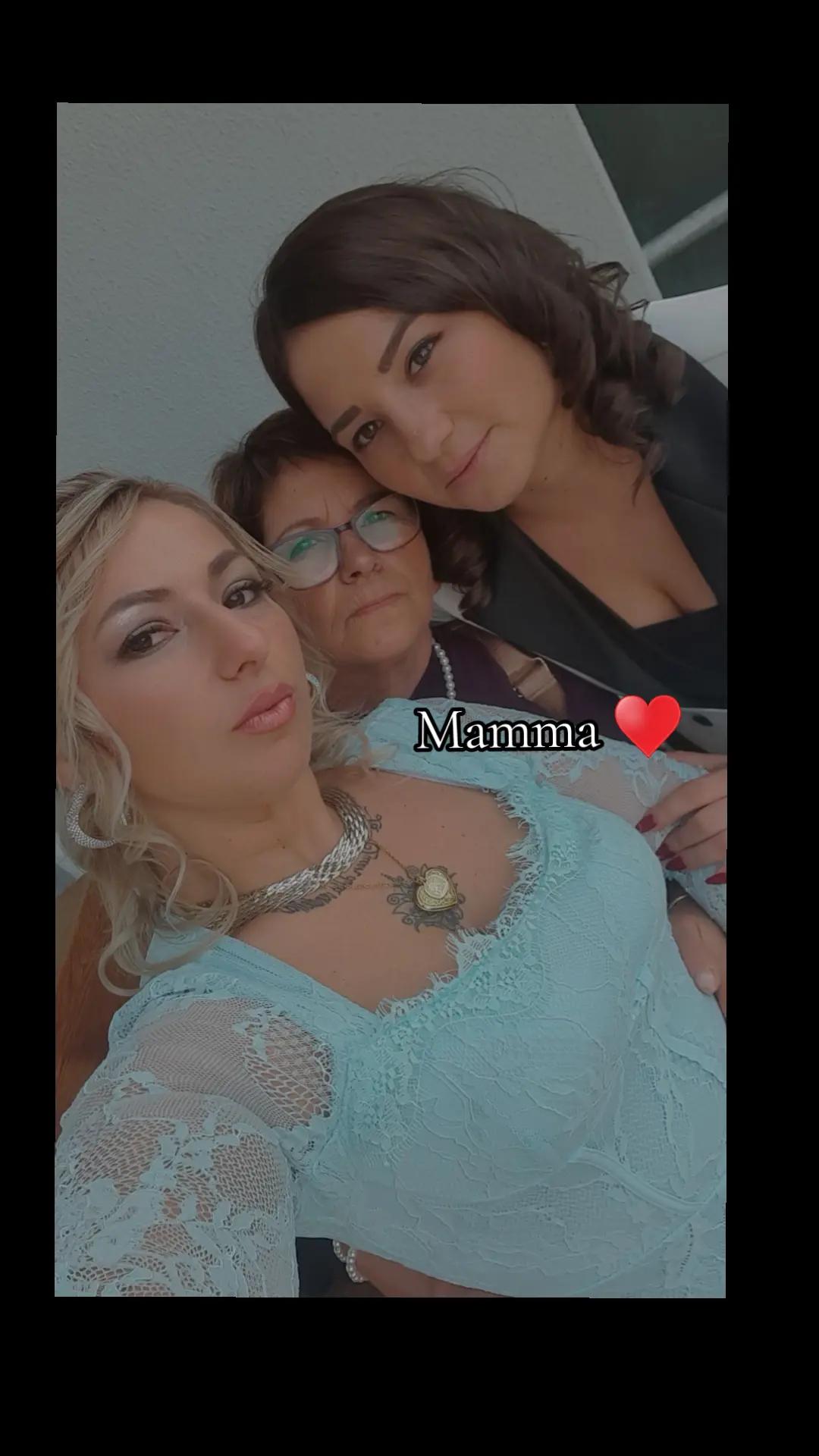 @Ɩą զųɛɛŋ ɖɛƖƖą ۷ɛŋɖɛɬɬą 👑🖤🔥
