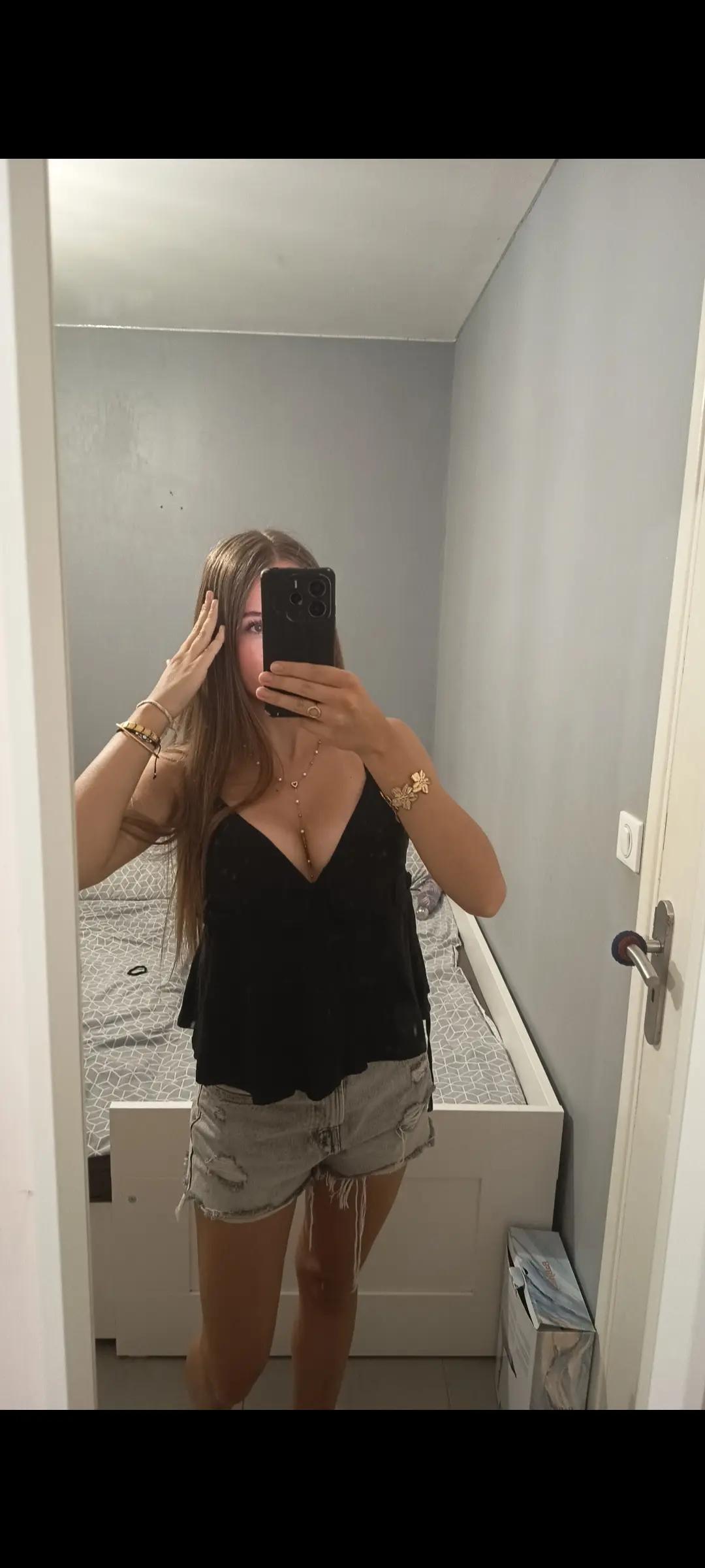 @charlotte_tmn18