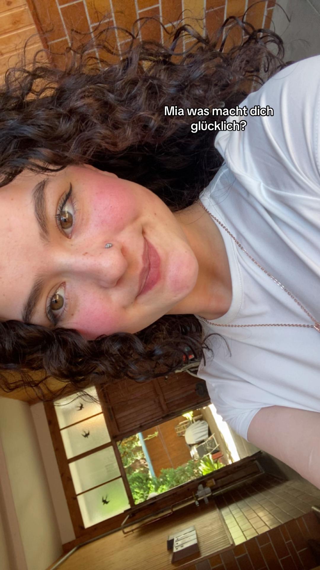 @miaaaa.sfr