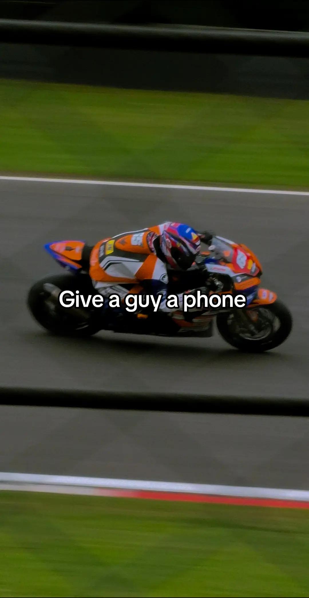 @Motorsport_Harry
