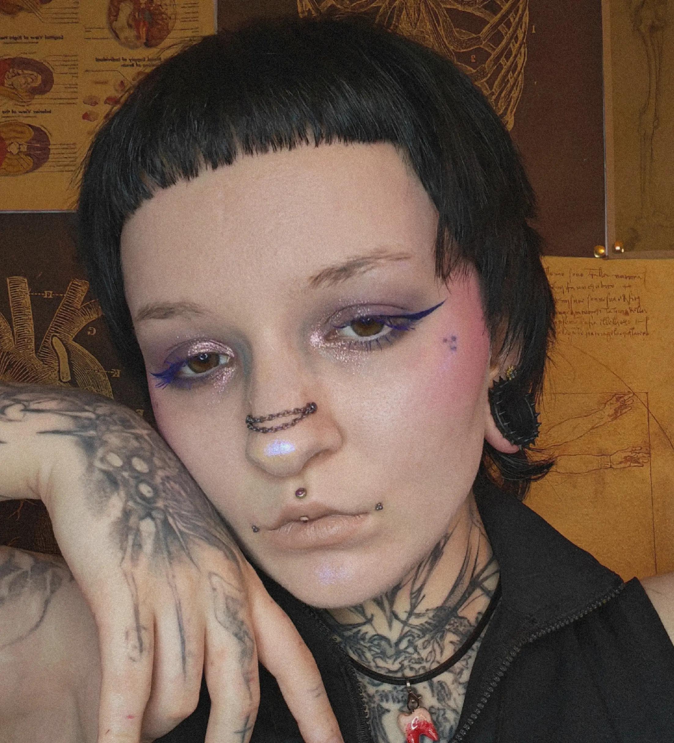 @rotten.candy?