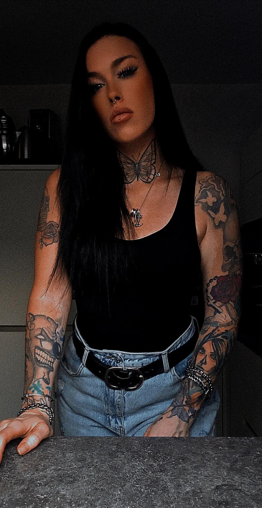 @️🖤𝕿𝖊𝖚𝖋𝖊𝖑𝖘𝖜𝖊𝖎𝖇️🖤
