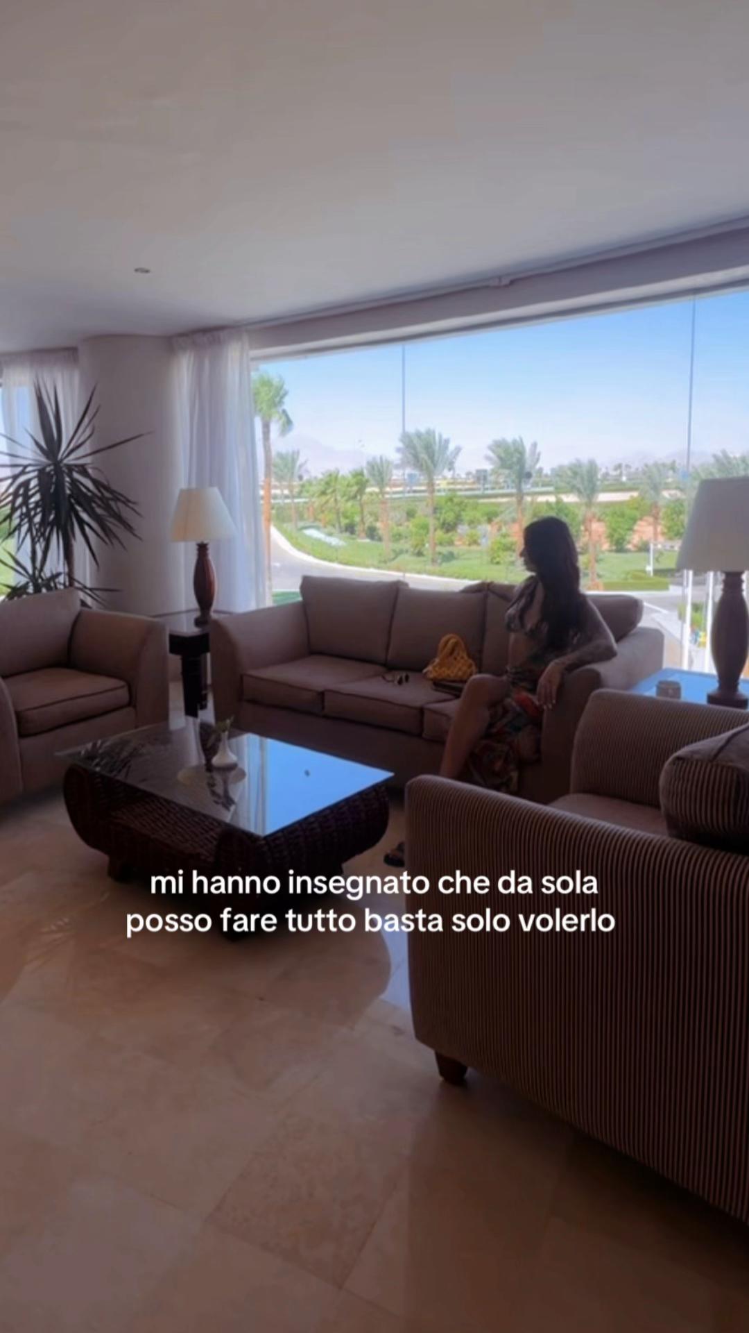 @𝑨𝒏𝒏𝒂𝒓𝒆́🖤