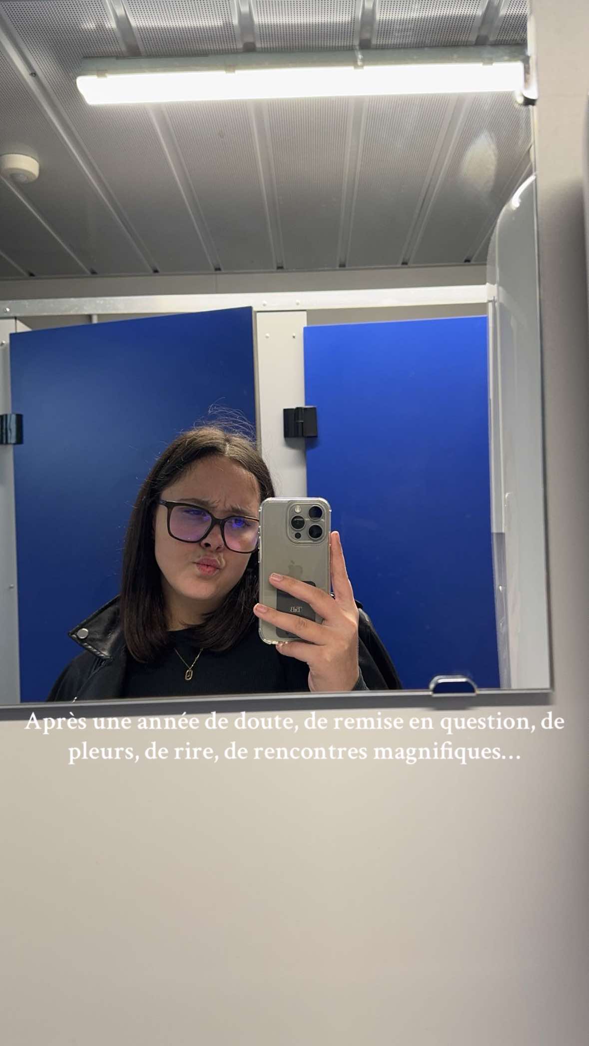 @L&eacute;a