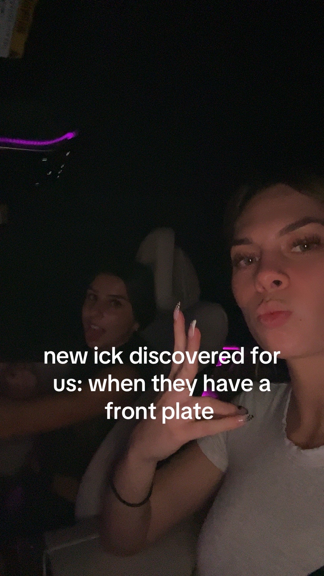 @👄