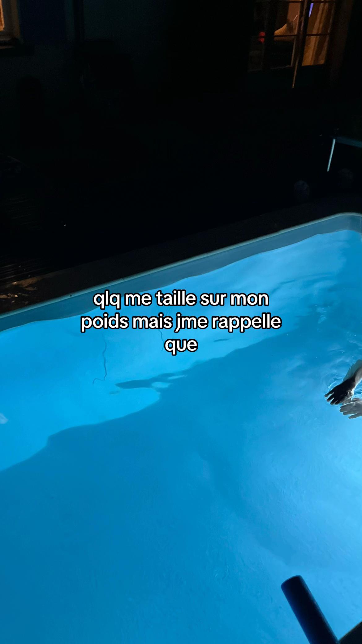 @hélène.vrdd