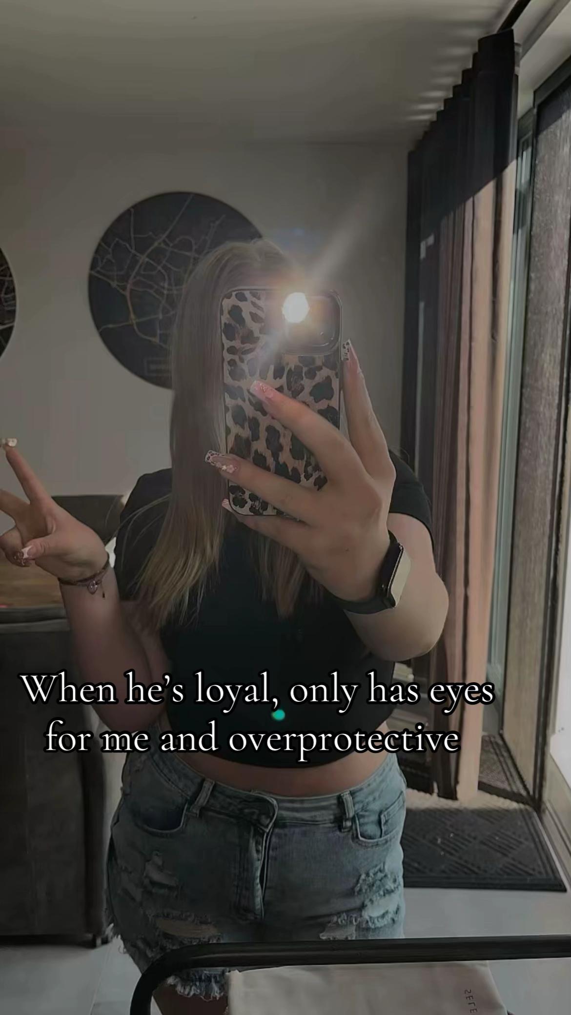 @𝒱𝓇𝒾ℯ𝒹𝒾𝓃𝓃ℯ𝓉𝒿ℯ𝓈ꨄ