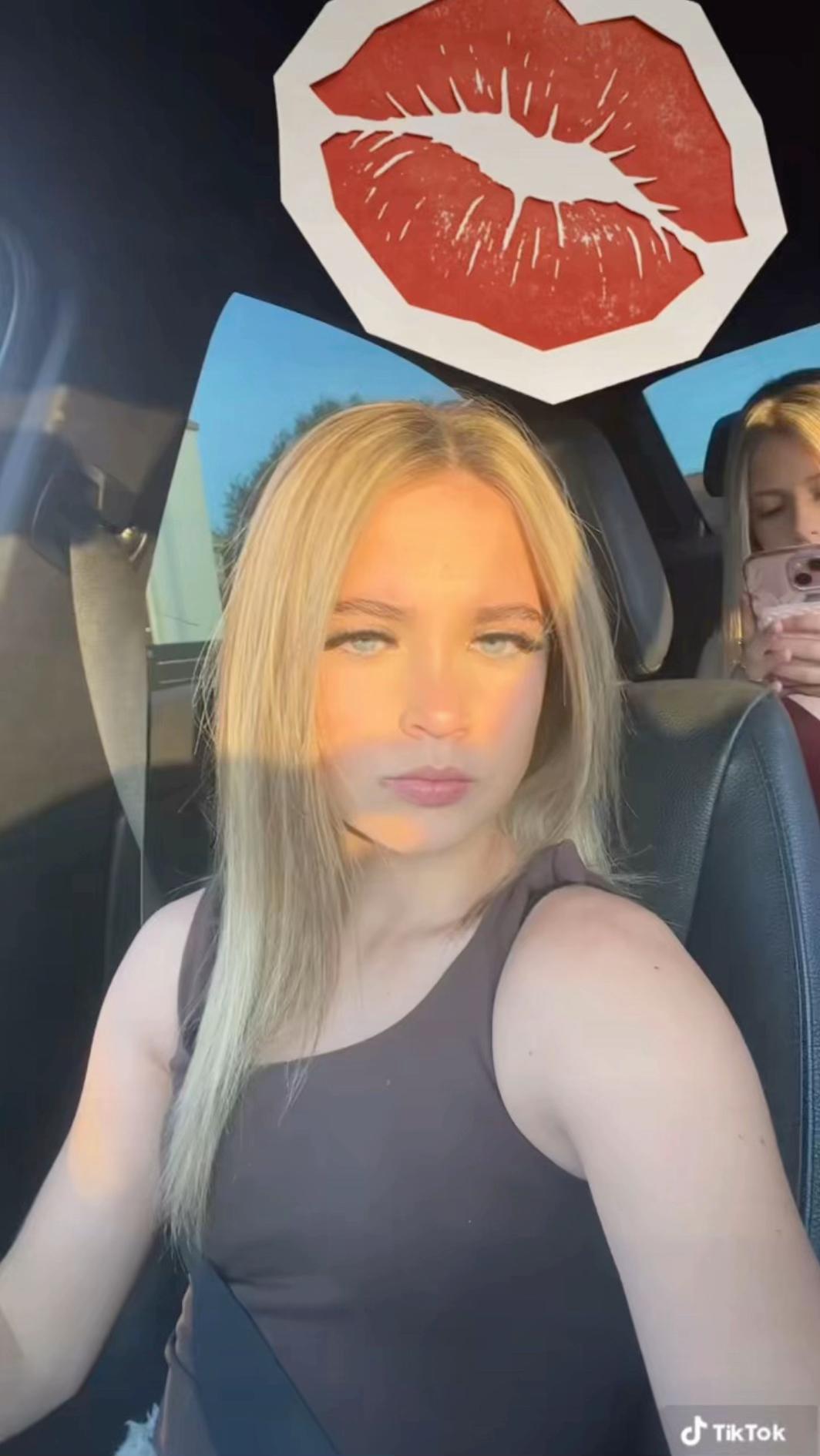 @️ 𝐛𝐞𝐭𝐭✨