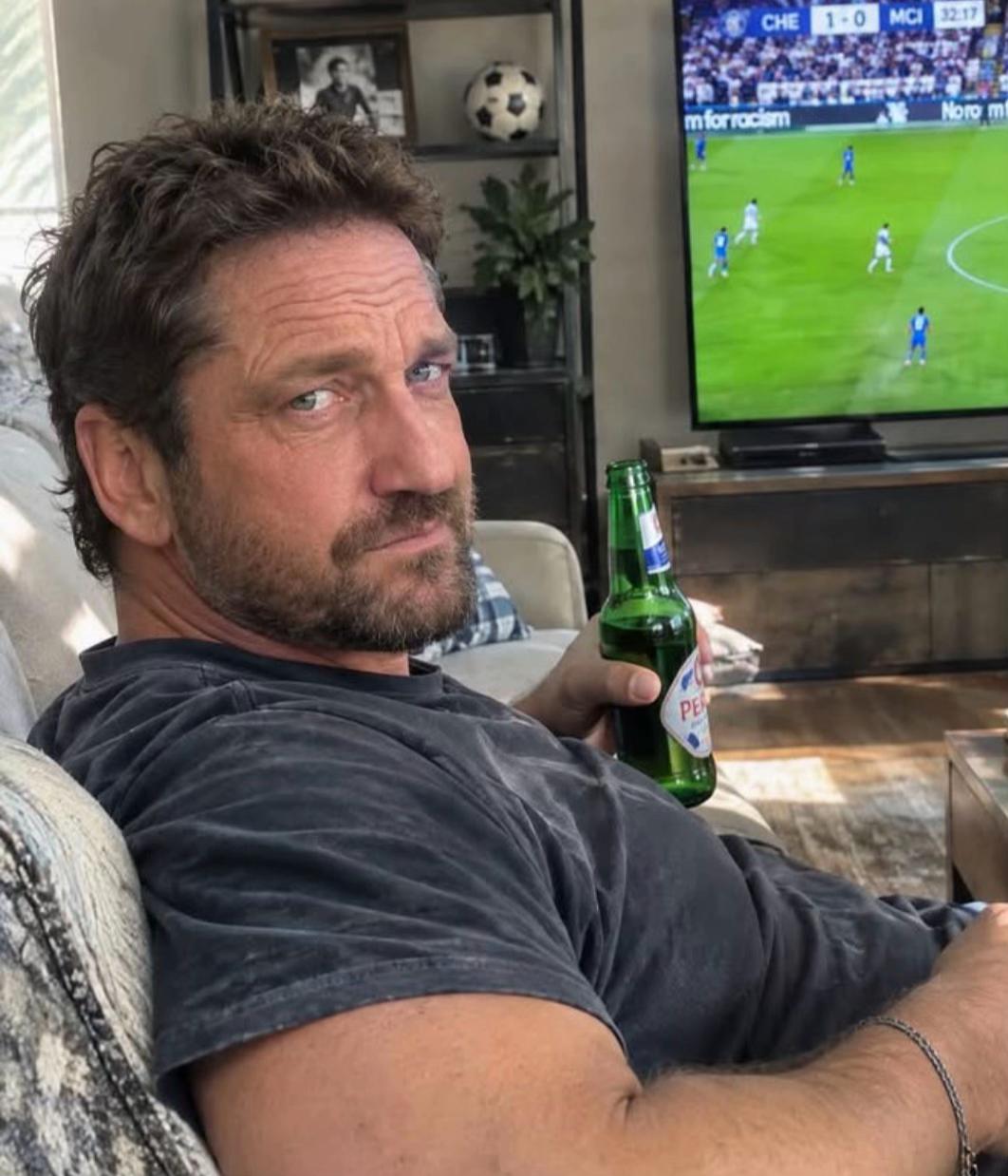 @Gerard Butler