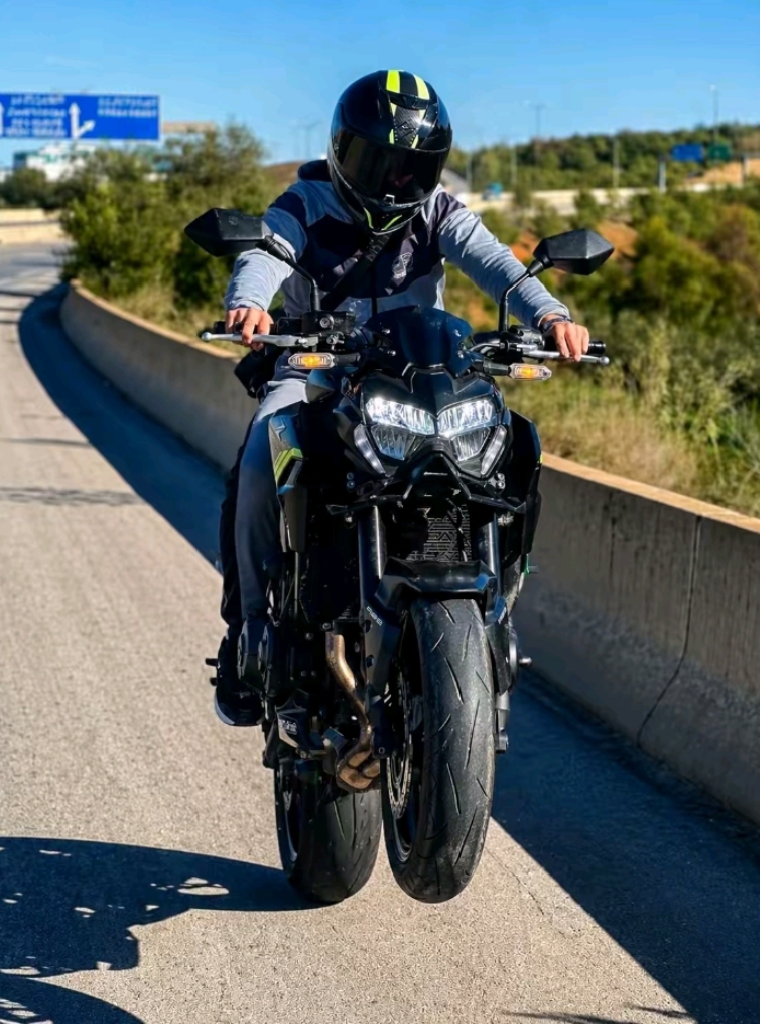 @𝑀🐺
