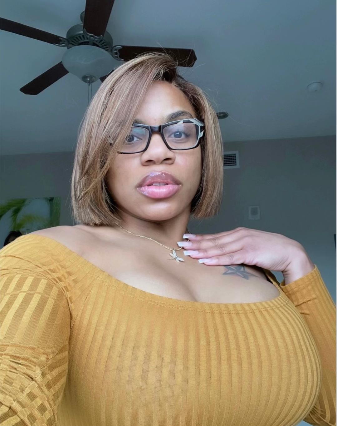 @DominiqueChinn
