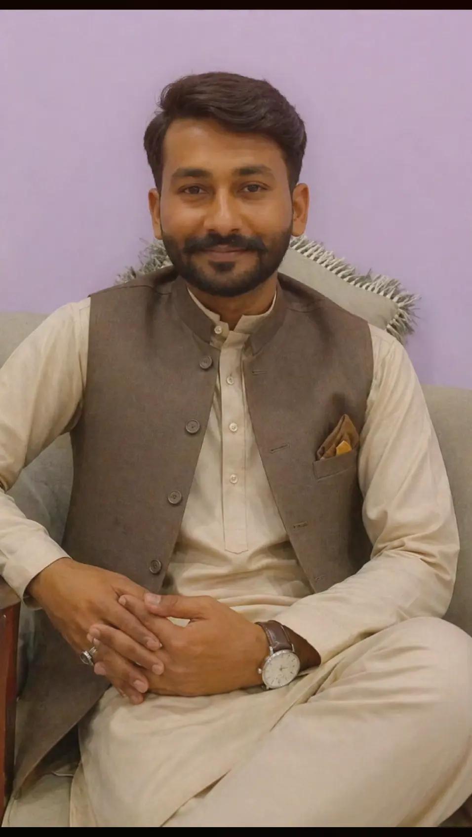 @Muzammil SarDar 🇶🇦 🇵🇰