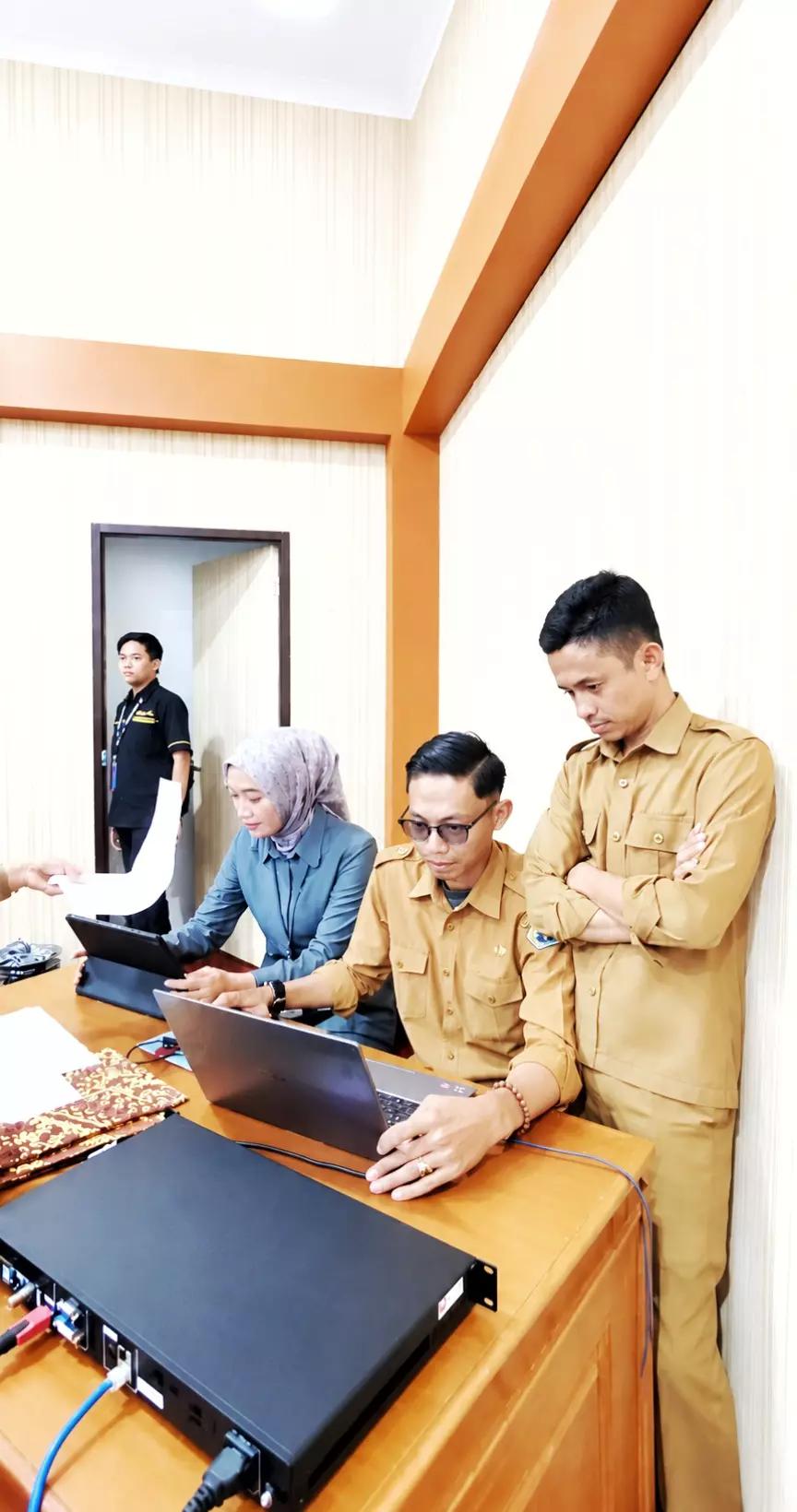 @𝙆𝙧_𝙈𝙖𝙡𝙚