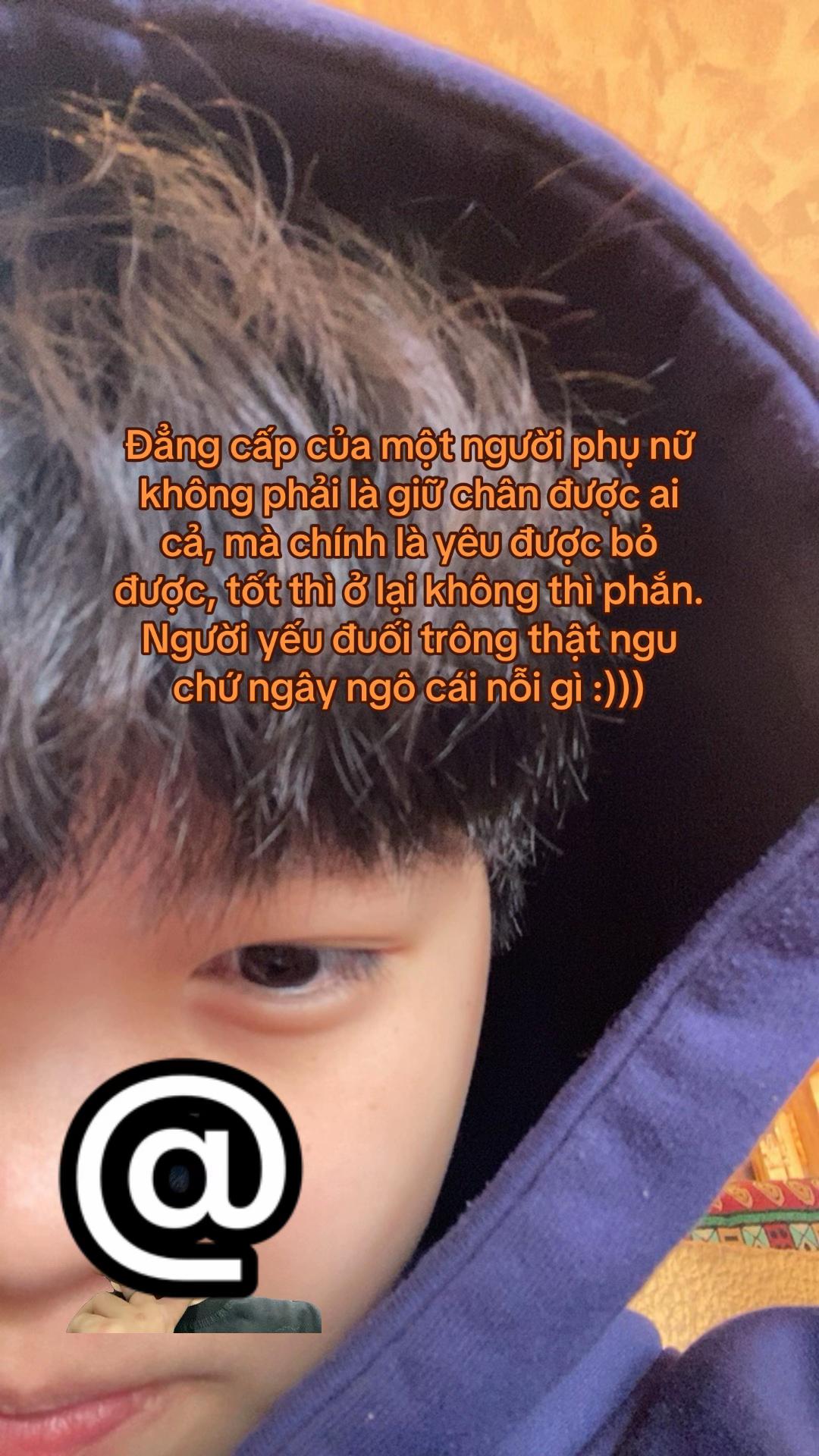 @mặt dính khẩu trang