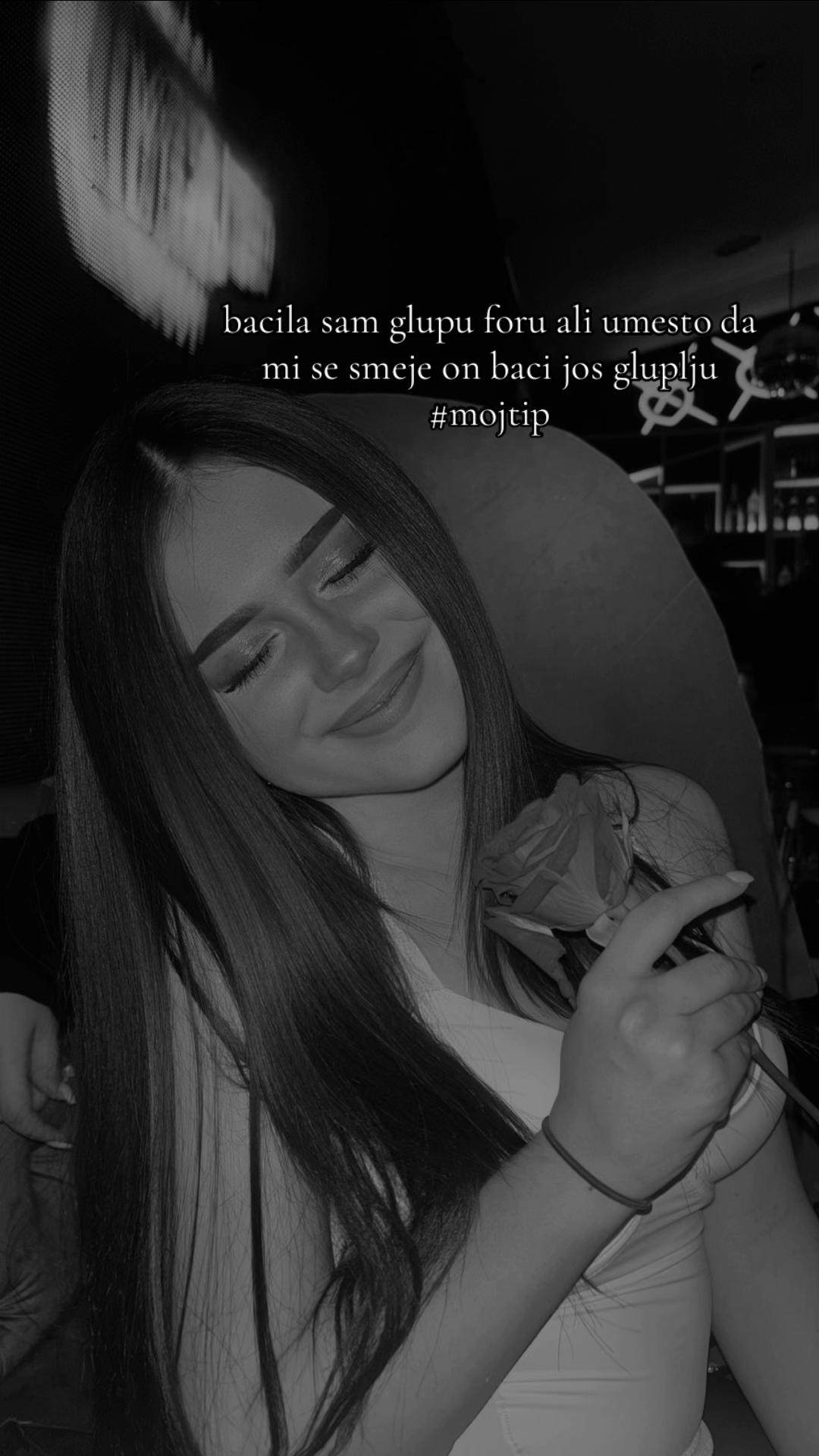 @anuuskica