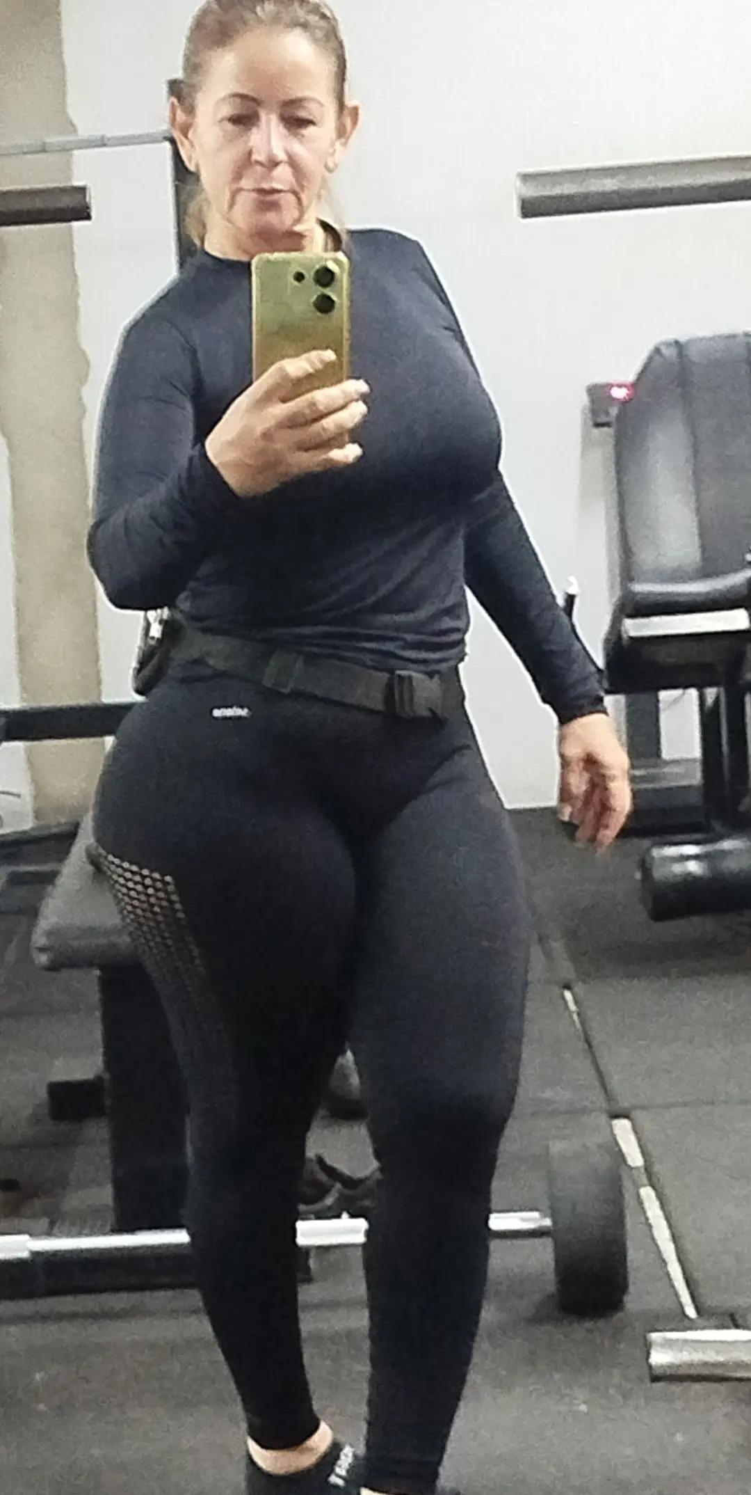 @suzycleiaferreira